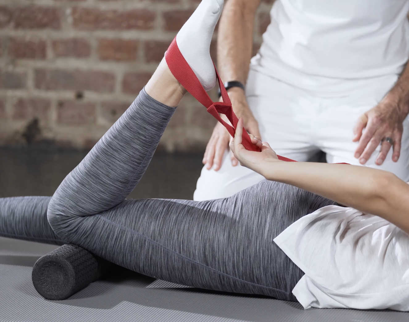 Thigh Pain Exercises for Everyone Liebscher & Bracht