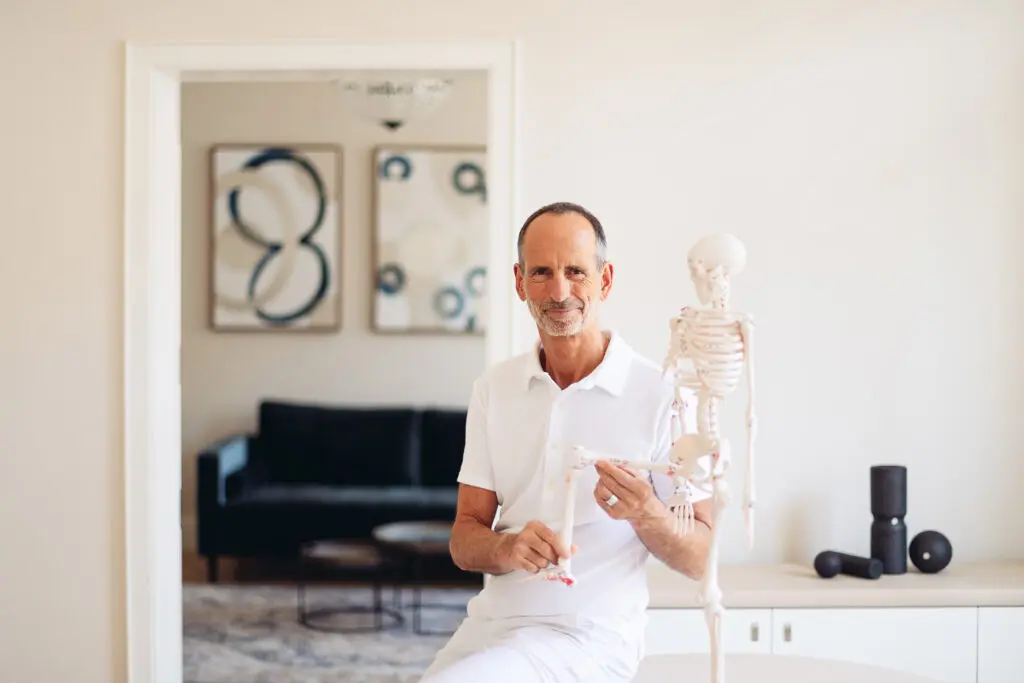 Ausbildung Zertifizierter Liebscher & Bracht Therapeut Roland Liebscher-Bracht