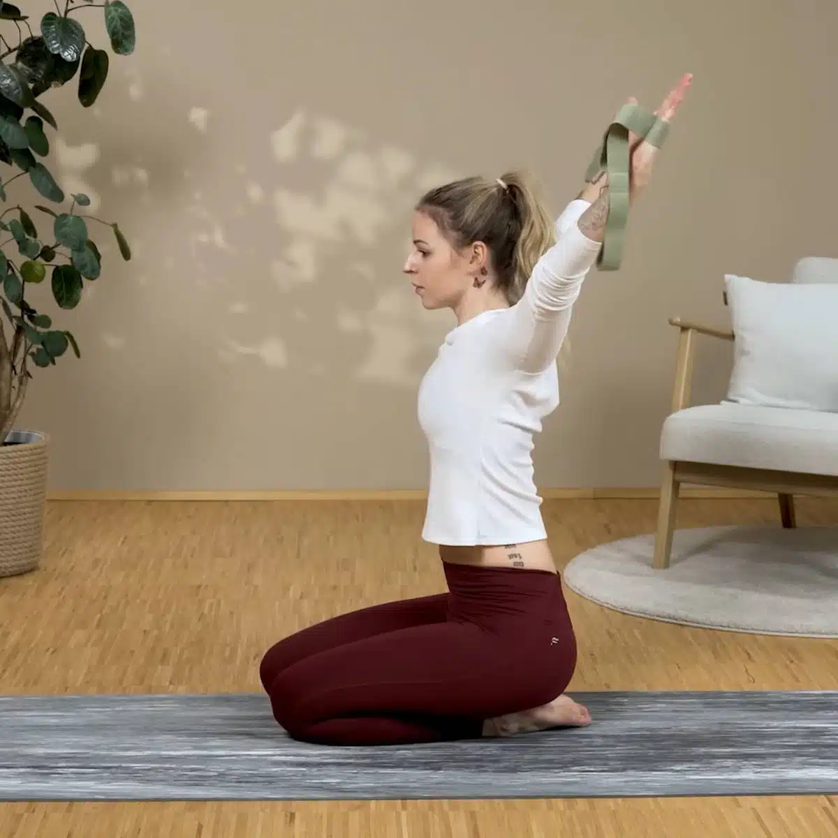 Schmerzen im oberen Rücken lindern | Liebscher & Bracht