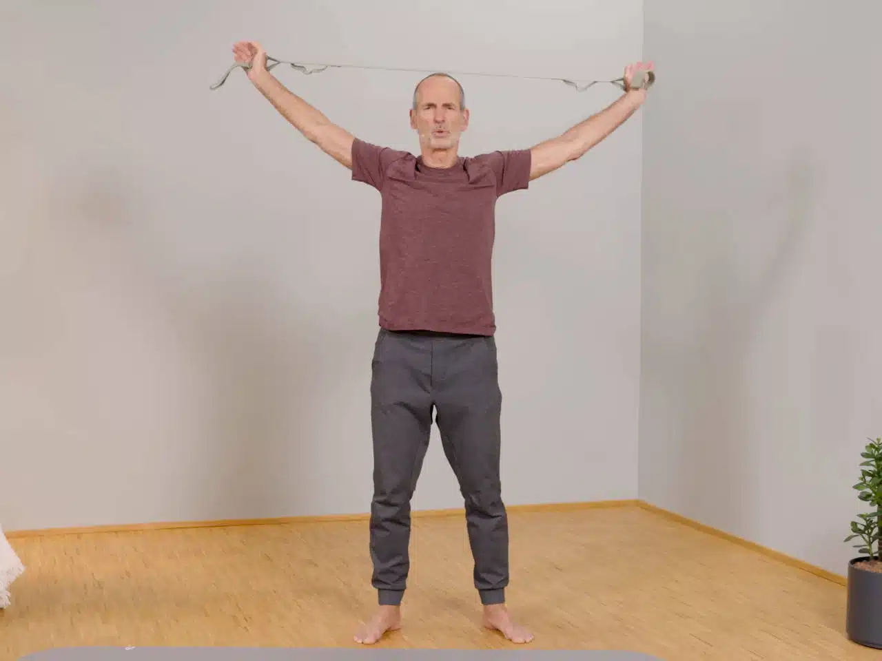 Schmerzen Im Brustbein Bei Bewegung www.liebscher-bracht.com